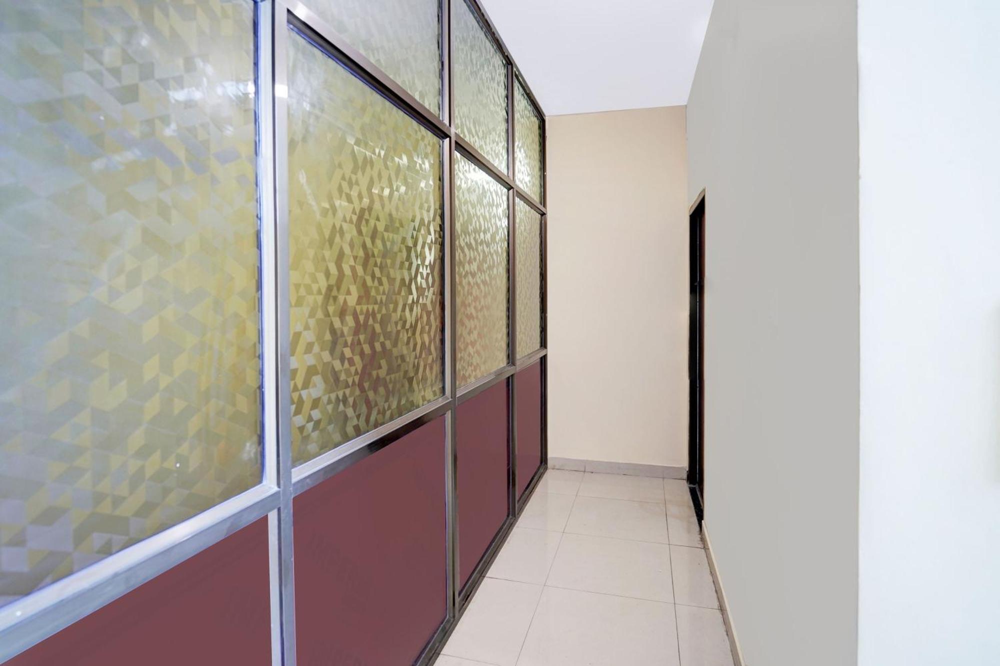 Super Hotel O Blw Kakarmatta Near Banaras Junction 바라나시 외부 사진